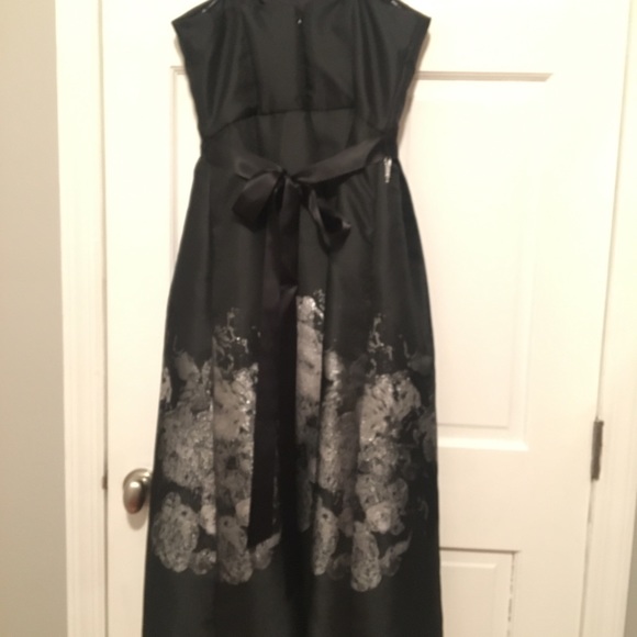 Size 10 - Best Adam Dress - Picture 5 of 6